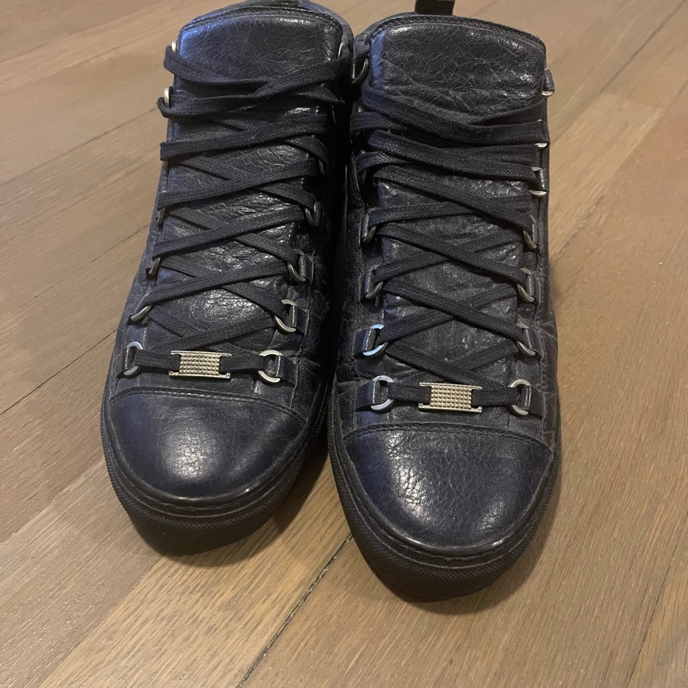 Balenciaga arena navy